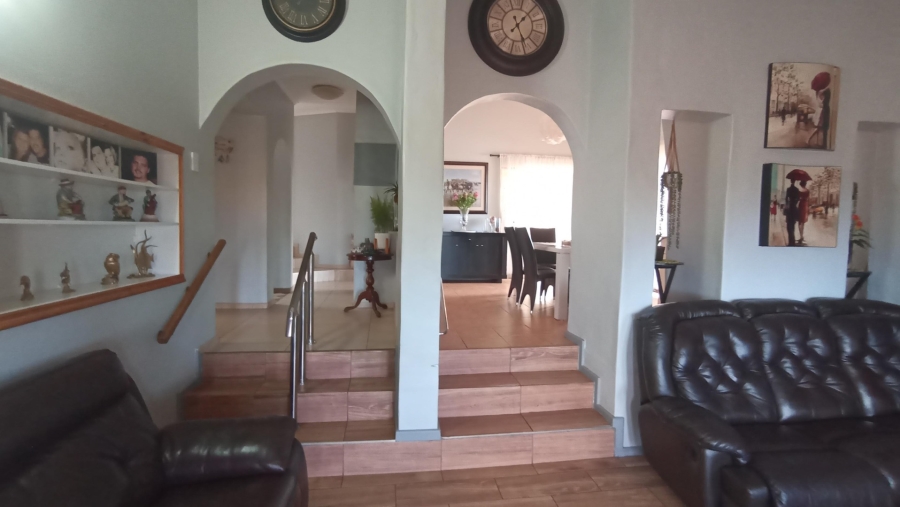 4 Bedroom Property for Sale in Vredenburg Western Cape